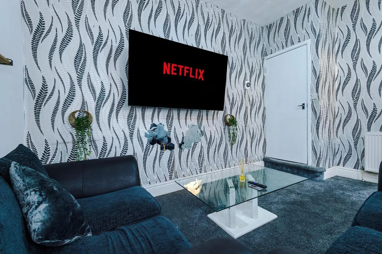 65 Inch Tv & Luxurious 2 Bedroom Suite For Your Ultimate Getaway Bradford  Ferienhaus Bradford (West Yorkshire)